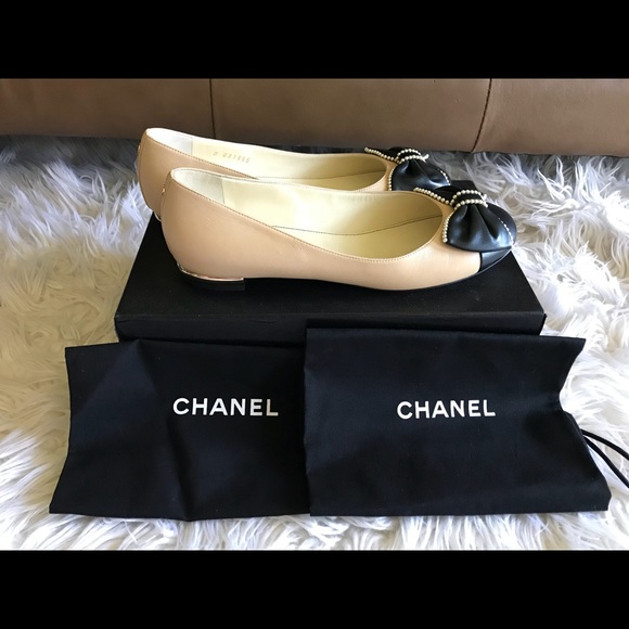 CHANEL | Shoes | Chanel Beige Nudeblack Silver Bow Ballerina Flat ...